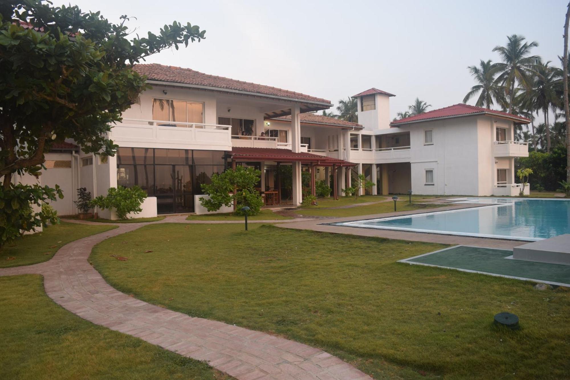 Sanmali Beach Hotel มาราวิลา ภายนอก รูปภาพ