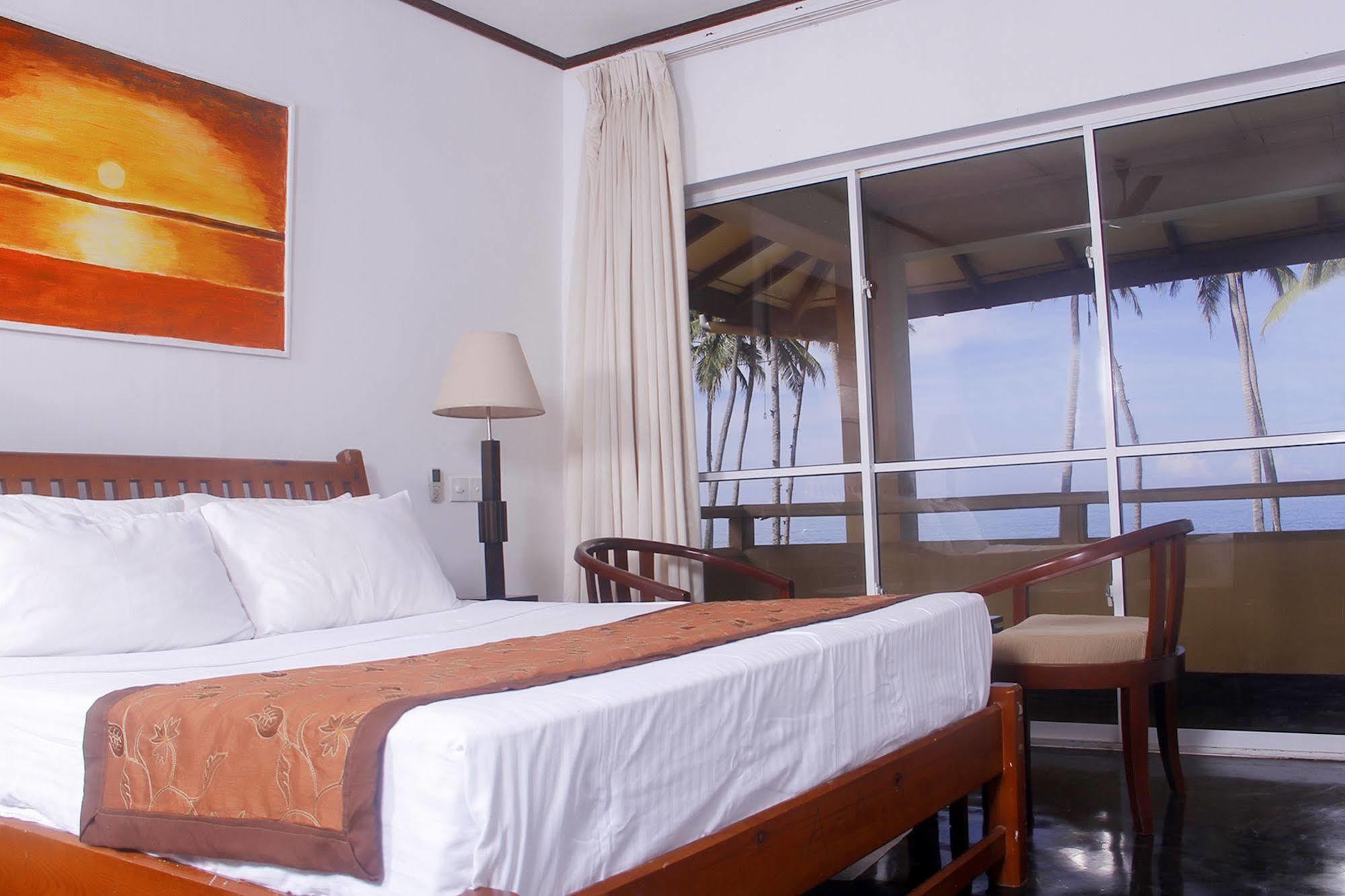 Sanmali Beach Hotel มาราวิลา ภายนอก รูปภาพ