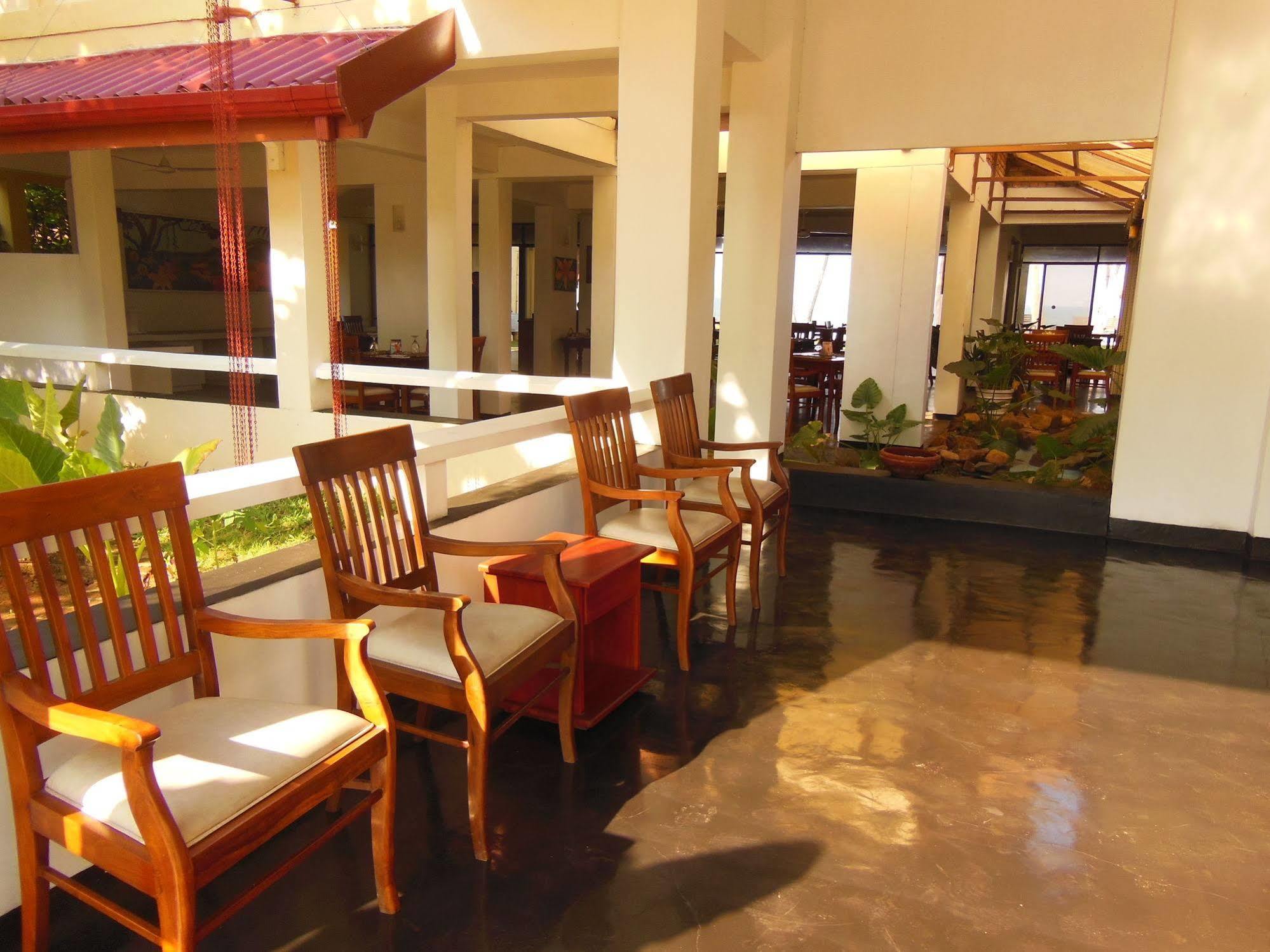 Sanmali Beach Hotel มาราวิลา ภายนอก รูปภาพ