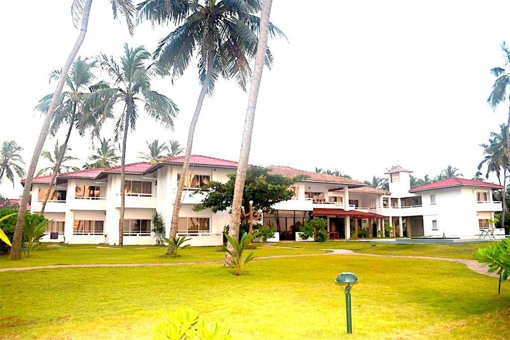 Sanmali Beach Hotel มาราวิลา ภายนอก รูปภาพ